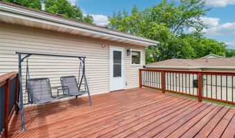 615 10th Ave NW, Altoona, IA 50009