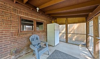168 Castle Blvd, Akron, OH 44313