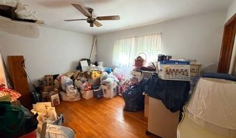 1685 Laurie Dr, Austintown, OH 44511