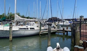 316 BURNSIDE St 103, Annapolis, MD 21403