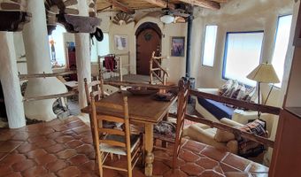 110 Los Rios Rd, Arroyo Hondo, NM 87513