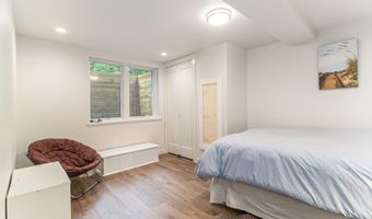 2659 Bedford Rd, Ann Arbor, MI 48104