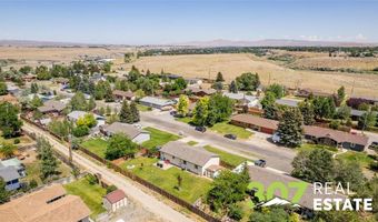 2223 Greever St, Cody, WY 82414