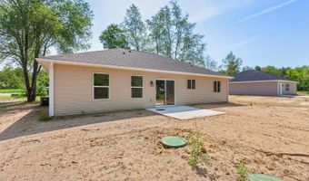 2771 Gady Pines Dr, Adrian, MI 49221