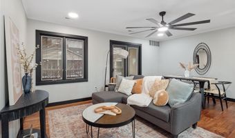 301 SE Delaware Ave 303, Ankeny, IA 50021