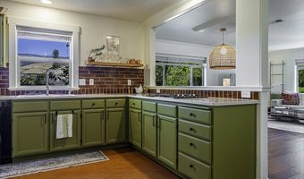 45 Brooks Ln, Ashland, OR 97520