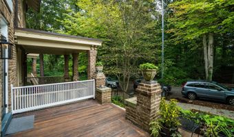 2030 PIERCE MILL Rd NW, Washington, DC 20010