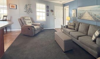 108 W SAINT ANNES Cir, Apollo Beach, FL 33572