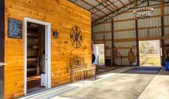 250 Briar Point Rd, Allardt, TN 38504