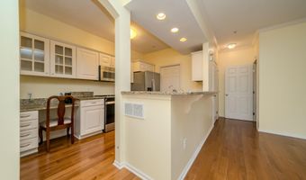 273 Scio Village Ct 125, Ann Arbor, MI 48103