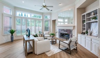 3752 Park Pl, Addison, TX 75001