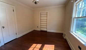 950 Merriman Rd, Akron, OH 44303