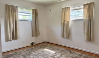 16 Shaw Dr, Alexandria, KY 41001