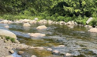 961 Maple St, Bethlehem, NH 03574