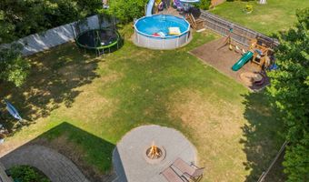 59 Belvedere Dr, Bristol, RI 02809