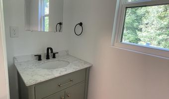 512 CRICKET Ln, Hockessin, DE 19707