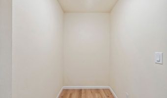 655 11th St, Bandon, OR 97411