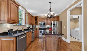 117 Big Oak Dr, Barnesville, GA 30204