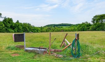 147 Iron Ore Ln, Barren Springs, VA 24313