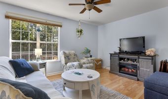 10100 Bancroft St, Bay St. Louis, MS 39520