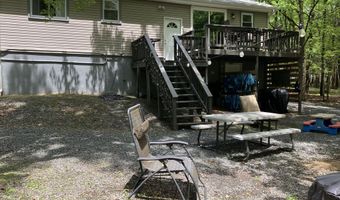 42 Hillcrest Dr, Albrightsville, PA 18210
