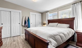 67425 N Lob Ln, Benton City, WA 99320
