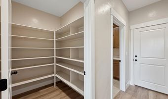 127 E PAPWORTH Ln, Afton, WY 83110