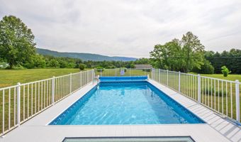 158 APPLE Ln, Afton, VA 22920