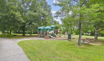 5616 ASHFIELD Rd, Alexandria, VA 22315