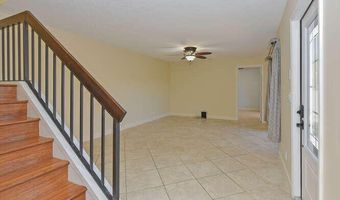 11 Atrium Cir D, Atlantis, FL 33462