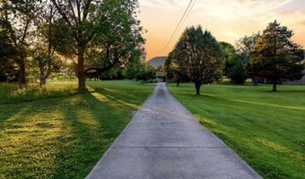 819 Rutledge Pike, Blaine, TN 37709
