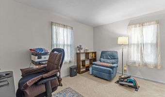 32 Birch Ct, Burlington, VT 05408