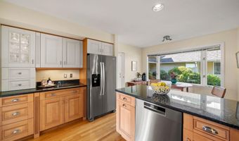 4 Bittersweet Lane 4, Bourne, MA 02532