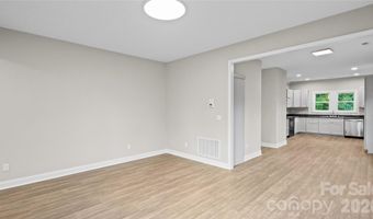 633 Austin St, Albemarle, NC 28001