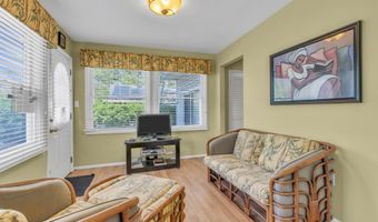 14 Dolan Ave, Aberdeen, NJ 07747