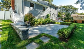 219 Brookhaven Rd, North Kingstown, RI 02852