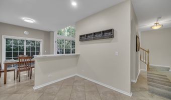 367 Emerald Ln, Algonquin, IL 60102