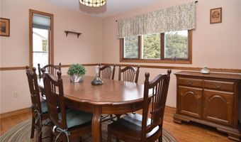 151 E Shore Rd, Narragansett, RI 02882