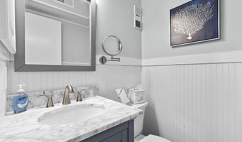2111 W Fort Macon Rd 204, Atlantic Beach, NC 28512