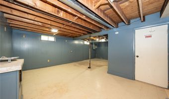 368 Grover Cleveland Hwy, Amherst, NY 14226