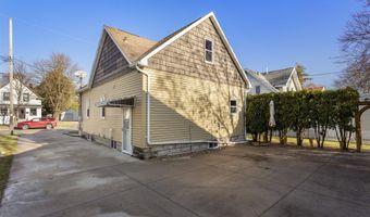 1115 W PACKARD St, Appleton, WI 54914