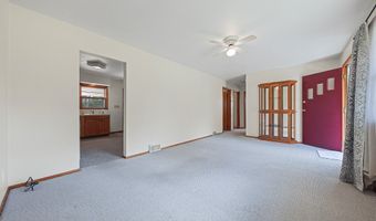 357 Maplewood Dr, Alliance, OH 44601