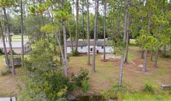 266 Lakeview Dr, Baxley, GA 31513