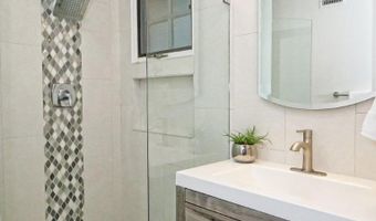 6717 Alta Vista Dr, Rancho Palos Verdes, CA 90275