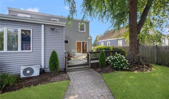 154 Chapmans Ave, Warwick, RI 02886