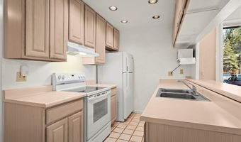 989 Tahoe Blvd 1, Incline Village, NV 89451