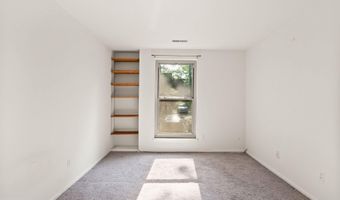 3378 WOODBURN Rd 11, Annandale, VA 22003