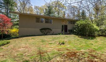 87 Pleasant Dr, Bethany, CT 06524