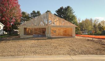 622 Sundance St, Amery, WI 54001