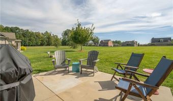 104 Wyatt Dr, Advance, NC 27006